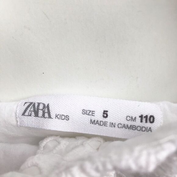 Zara white eyelet button front top EUC 5T - Picture 4 of 5